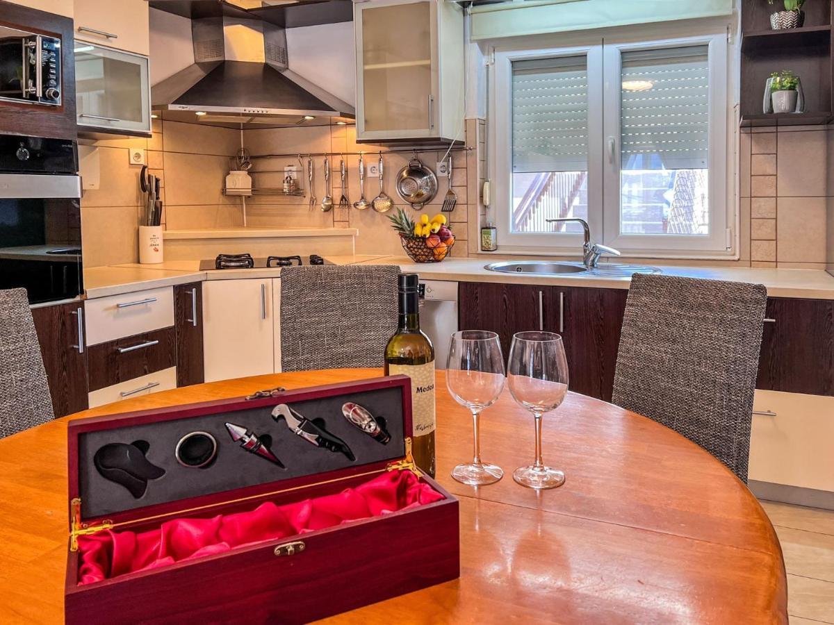 Apartman Zara بيوغْغاد نا موغو المظهر الخارجي الصورة